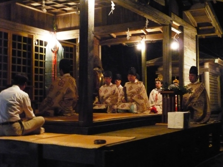 産須奈大祭の獅子舞